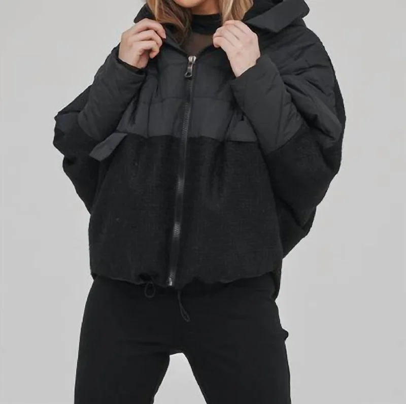 Magda Short Jacket In Black