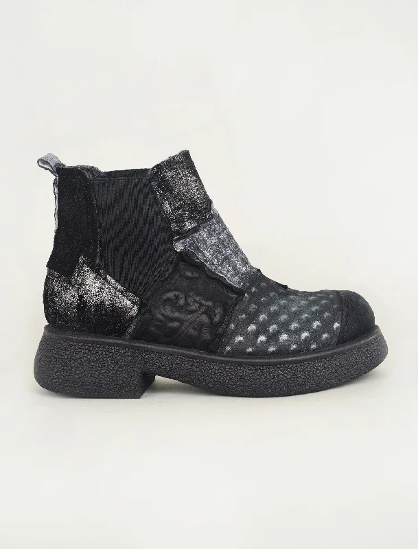 Cajac Patterned Boot, Black