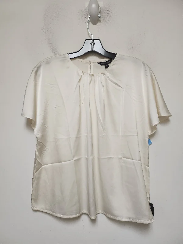 Top Short Sleeve By Banana Republic In Cream, Size: M